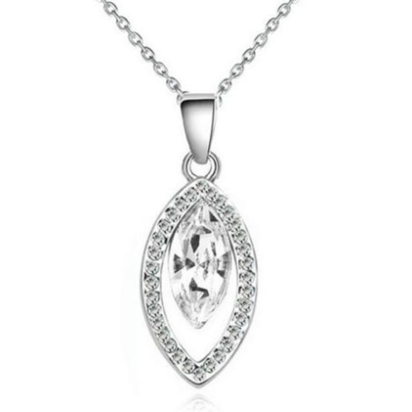 Crystal Necklace 20" Chain - Picture 1 of 3